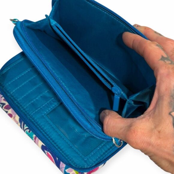 VERA BRADLEY Women’s Blue Multicolor Waikiki Paisley Wallet - Picture 3 of 6